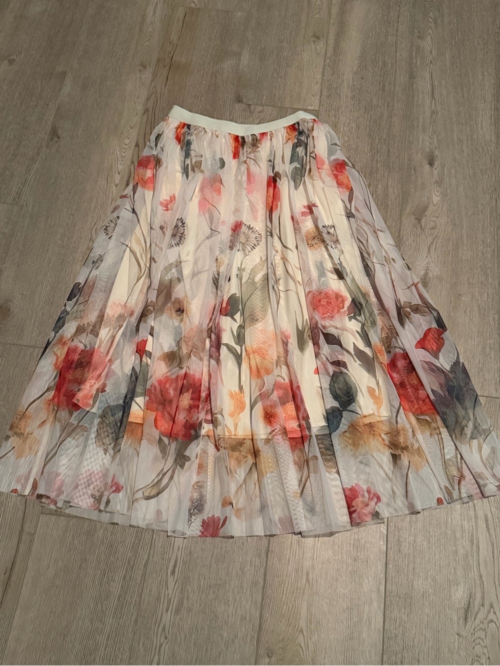 Floral Pleated Chiffon Midi Skirt in Cream and Coral